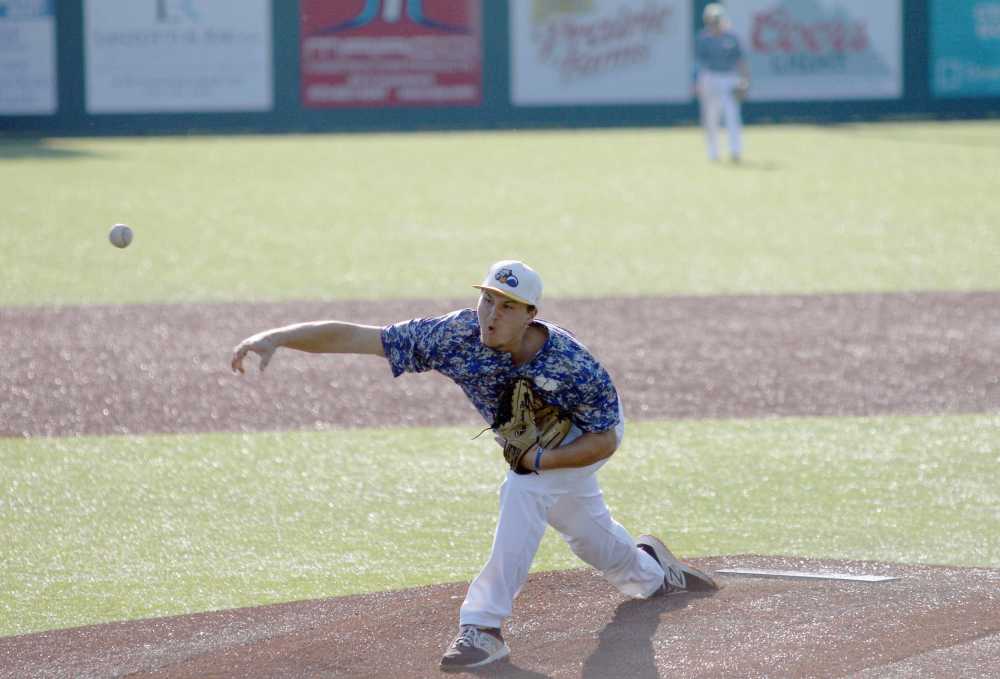 Klein throws perfect game in Fighting Squirrels 11-0 win over the Stix, Howard collects three RBIs in win over Titans; Willingham tosses gem for Southeast Tropics
